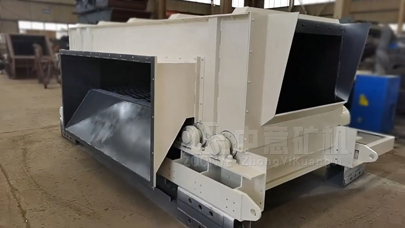 泥石分離設(shè)備側(cè)面