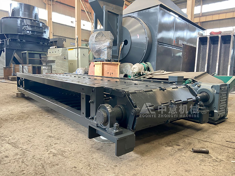 板鏈喂料機(jī)實(shí)物.jpg 板鏈喂料機(jī)實(shí)物.jpg