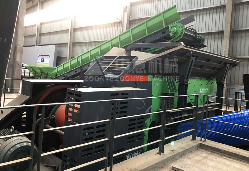 顎式破碎機(jī)+振動給料機(jī)+鏈板輸送機(jī) 顎式破碎機(jī)+振動給料機(jī)+鏈板輸送機(jī)